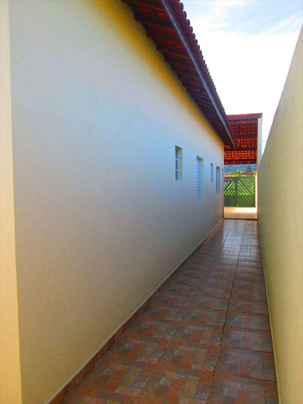 Imagem Casa com 2 Quartos à Venda, 70 m² em Itanhaém Imagem Casa com 2 Quartos à Venda, 70 m² em Itanhaém