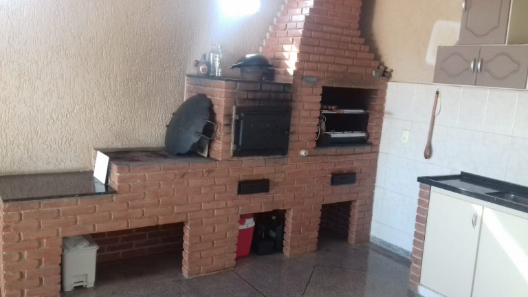 Imagem Casa com 2 Quartos à Venda, 147 m² em Vila Santa Terezinha - Várzea Paulista Imagem Casa com 2 Quartos à Venda, 147 m² em Vila Santa Terezinha - Várzea Paulista