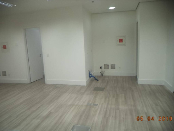Imagem Sala Comercial à Venda, 37 m²em Vila Olímpia - São Paulo Imagem Sala Comercial à Venda, 37 m²em Vila Olímpia - São Paulo