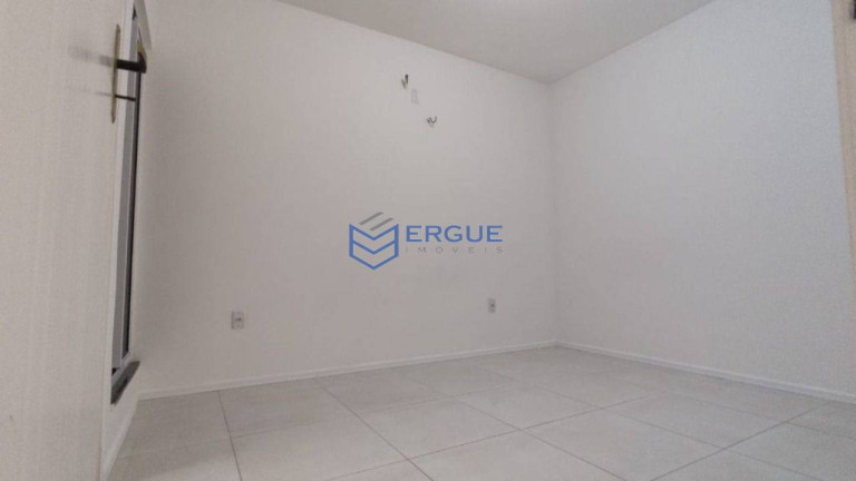 Imagem Casa com 3 Quartos à Venda, 150 m² em Maraponga - Fortaleza Imagem Casa com 3 Quartos à Venda, 150 m² em Maraponga - Fortaleza