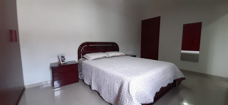 Imagem Casa com 3 Quartos à Venda, 138 m² em Canhema - Diadema