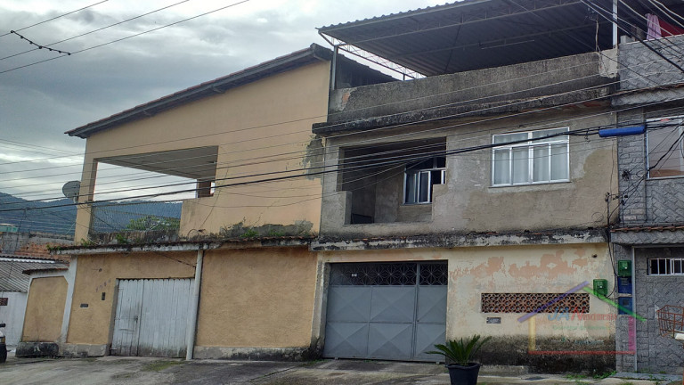 Imagem Casa com 2 Quartos à Venda, 170 m² em Bangu - Rio de Janeiro