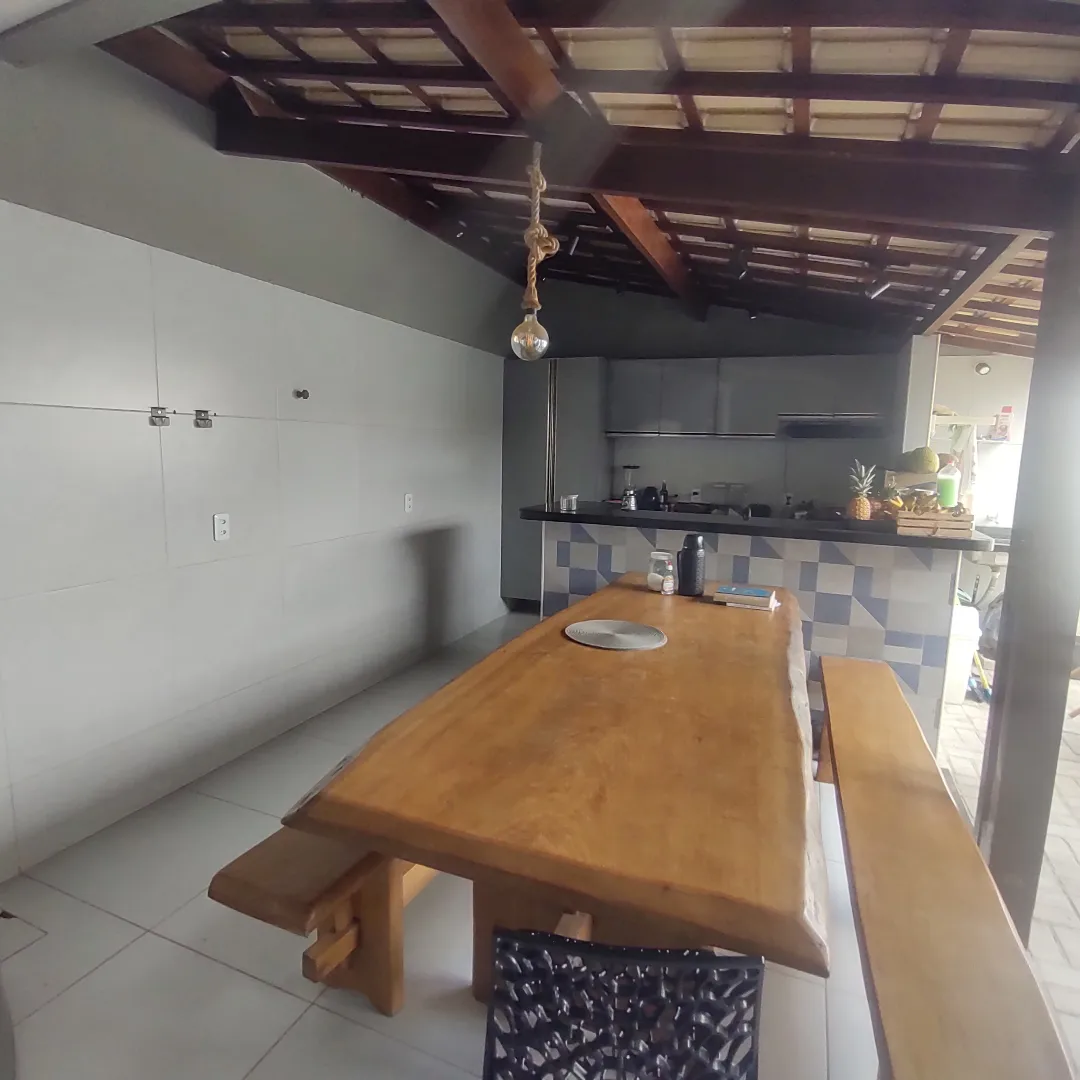 Imagem Casa com 8 Quartos à Venda, 330 m²em Aracapé - Fortaleza Imagem Casa com 8 Quartos à Venda, 330 m²em Aracapé - Fortaleza