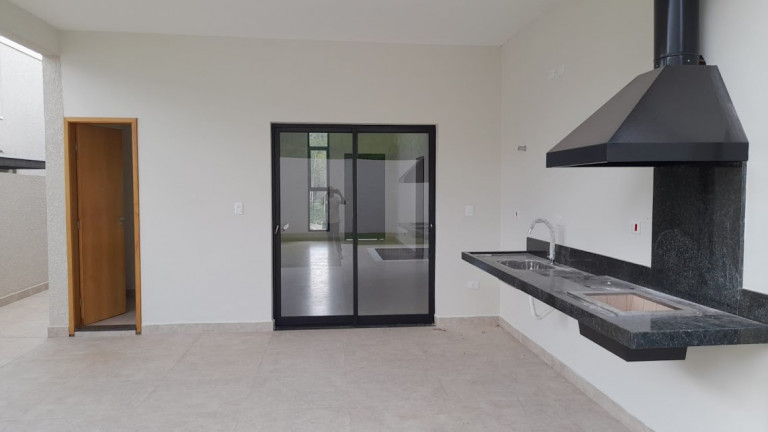 Imagem Casa com 3 Quartos à Venda, em Chácaras Maringá - Atibaia Imagem Casa com 3 Quartos à Venda, em Chácaras Maringá - Atibaia