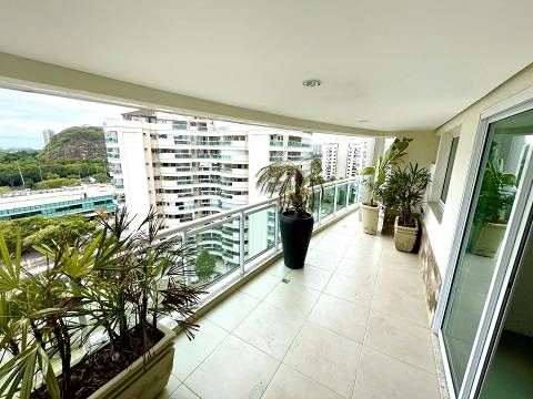 Imagem Apartamento com 3 Quartos à Venda, 127 m²em Barra da Tijuca - Rio de Janeiro