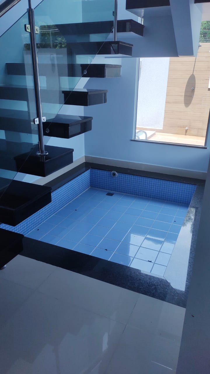 Imagem Casa de Condomínio com 3 Quartos para Alugar, 250 m²em Ponta Negra - Manaus Imagem Casa de Condomínio com 3 Quartos para Alugar, 250 m²em Ponta Negra - Manaus