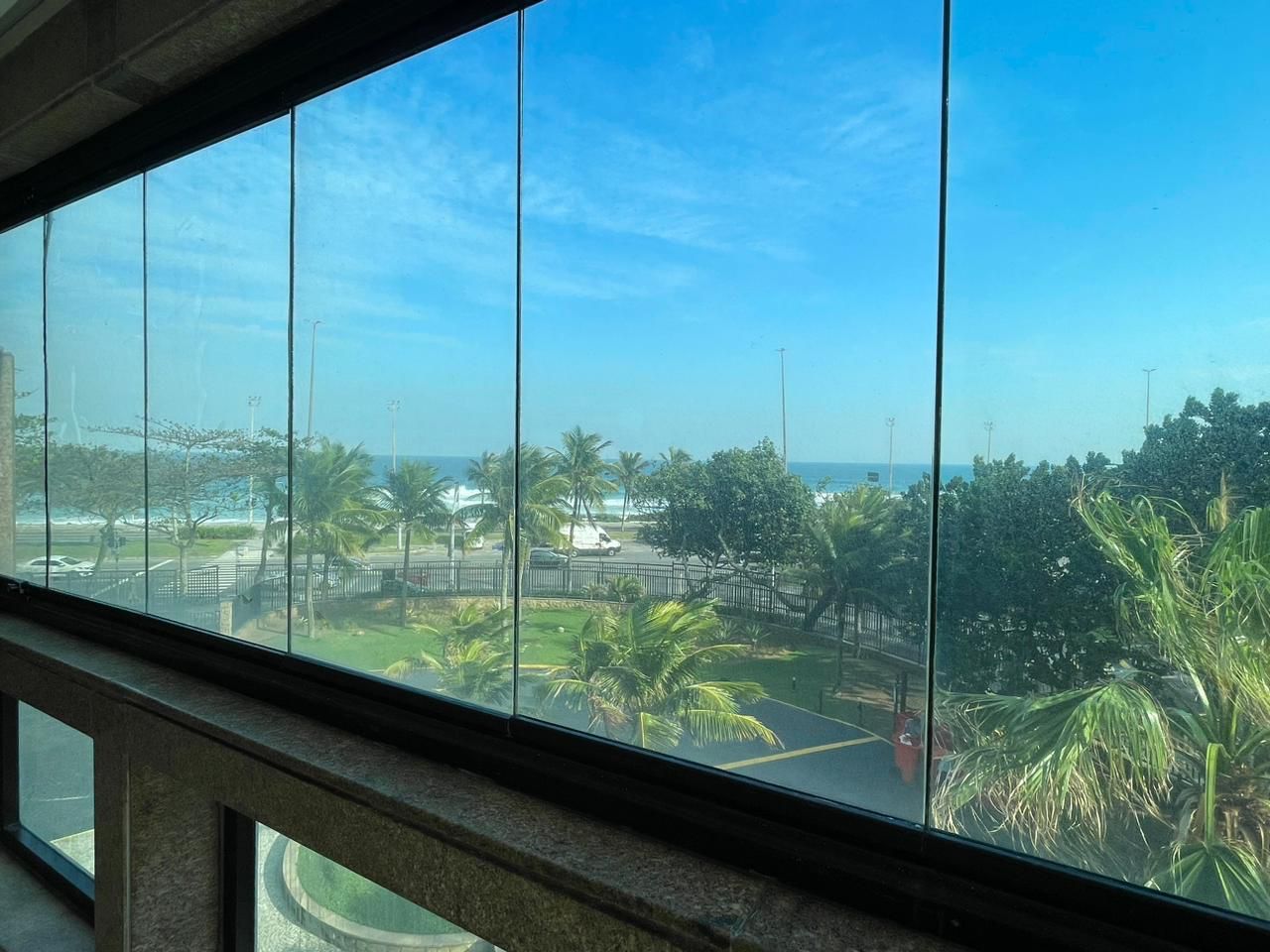 Imagem Apartamento com 3 Quartos à Venda, 220 m²em Barra da Tijuca - Rio de Janeiro Imagem Apartamento com 3 Quartos à Venda, 220 m²em Barra da Tijuca - Rio de Janeiro