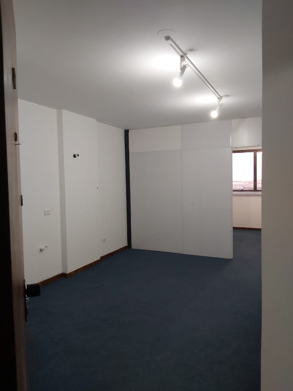 Imagem Apartamento à Venda, 30 m² em Centro - Curitiba Imagem Apartamento à Venda, 30 m² em Centro - Curitiba