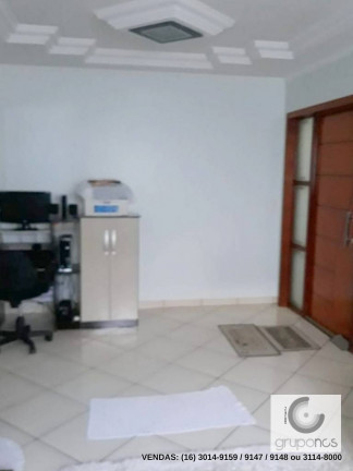 Imagem Casa com 2 Quartos à Venda, 190 m² em Jardim Residencial Silvestre - Araraquara Imagem Casa com 2 Quartos à Venda, 190 m² em Jardim Residencial Silvestre - Araraquara