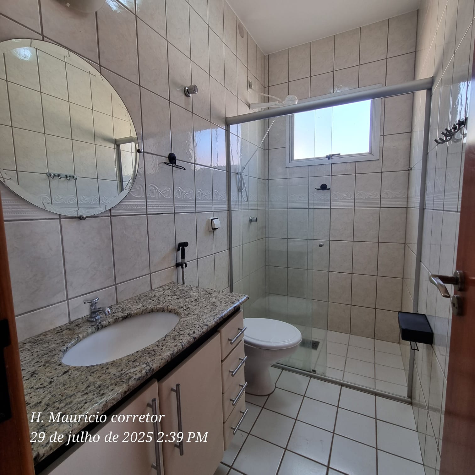 Imagem Sobrado com 3 Quartos à Venda, 130 m² em Setor Jaó - Goiânia Imagem Sobrado com 3 Quartos à Venda, 130 m² em Setor Jaó - Goiânia