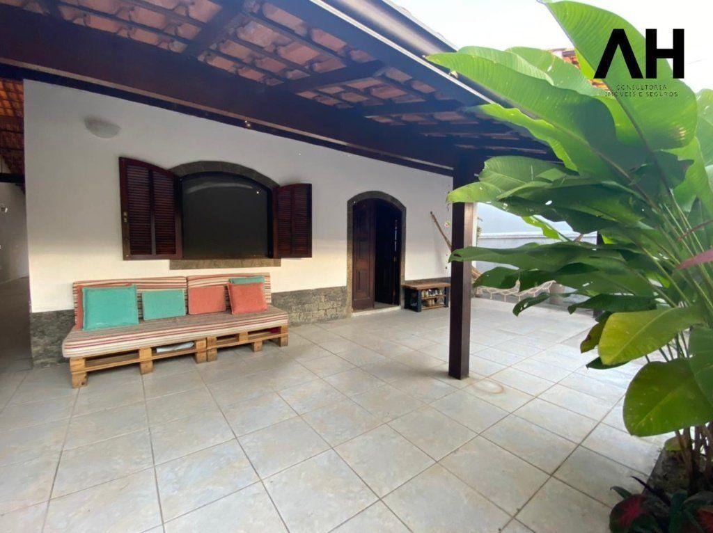Imagem Casa com 3 Quartos à Venda, 360 m²em Piratininga - Niterói Imagem Casa com 3 Quartos à Venda, 360 m²em Piratininga - Niterói