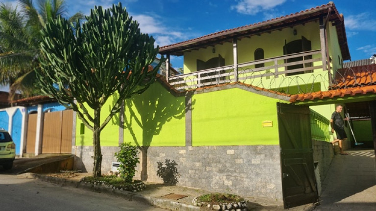Casa com 3 Quartos à Venda, 300 m²em Araçatiba - Maricá