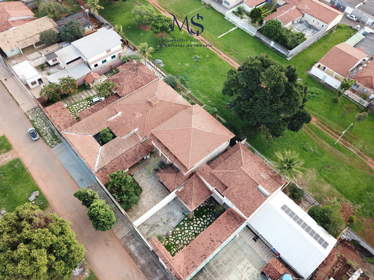 Imagem Casa com 6 Quartos à Venda ou Temporada, 525 m²em Sobradinho - Brasília Imagem Casa com 6 Quartos à Venda ou Temporada, 525 m²em Sobradinho - Brasília
