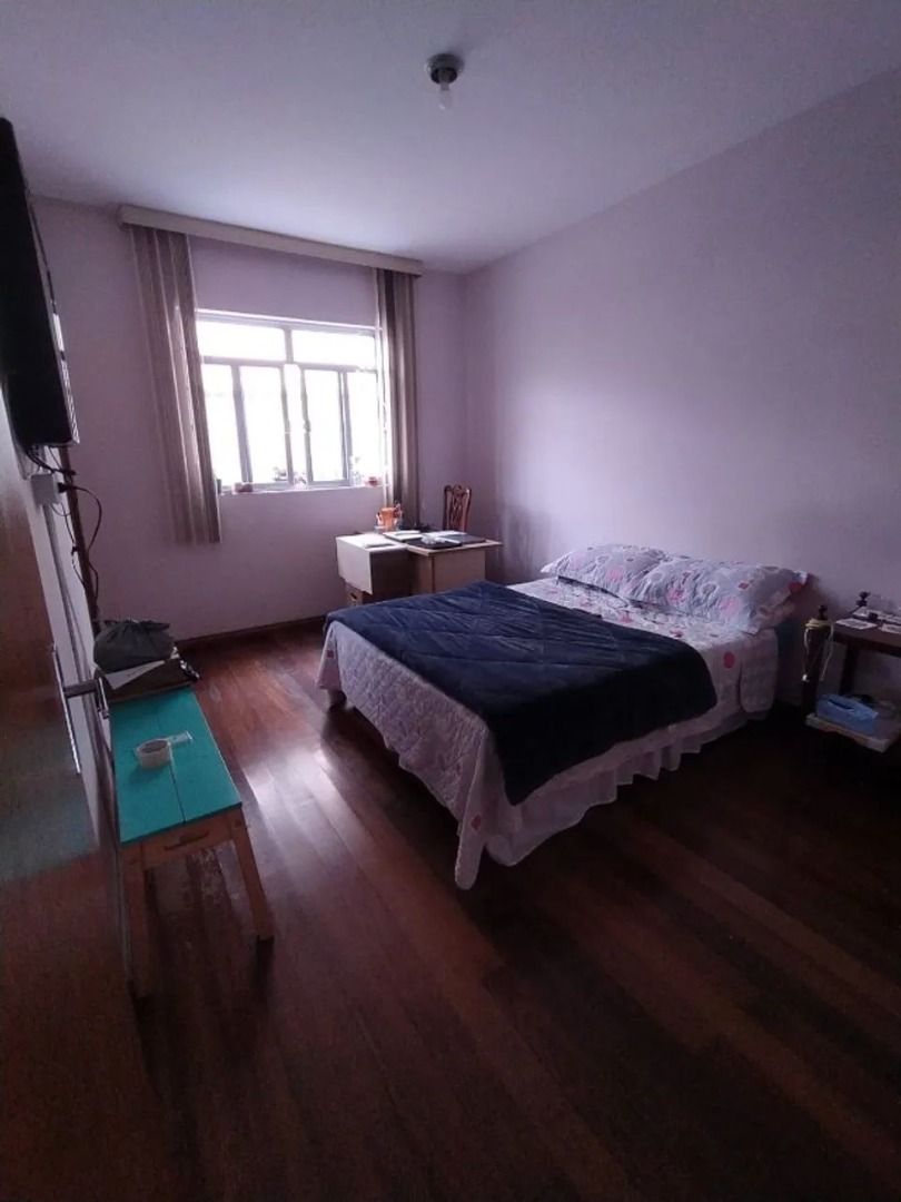Imagem Casa com 3 Quartos à Venda, 200 m² em Aeroporto - Juiz de Fora Imagem Casa com 3 Quartos à Venda, 200 m² em Aeroporto - Juiz de Fora