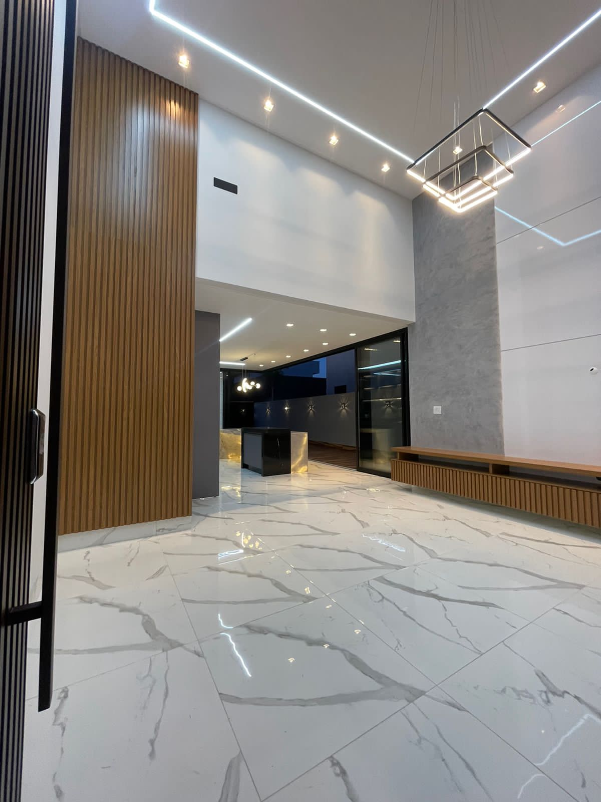 Imagem Casa de Condomínio com 3 Quartos à Venda, 166 m²em Parqville Pinheiros - Aparecida de Goiânia
