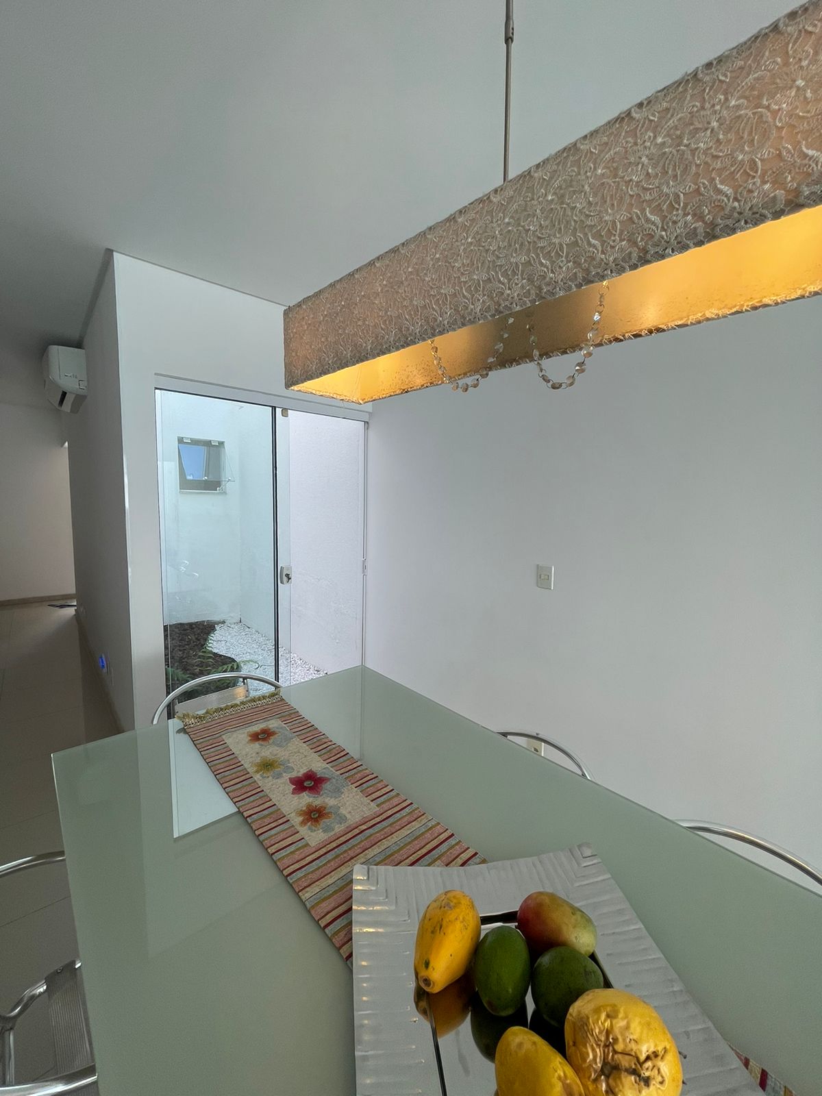 Imagem Casa com 3 Quartos à Venda ou Temporada, 202 m²em Praia dos Amores - Balneário Camboriú Imagem Casa com 3 Quartos à Venda ou Temporada, 202 m²em Praia dos Amores - Balneário Camboriú