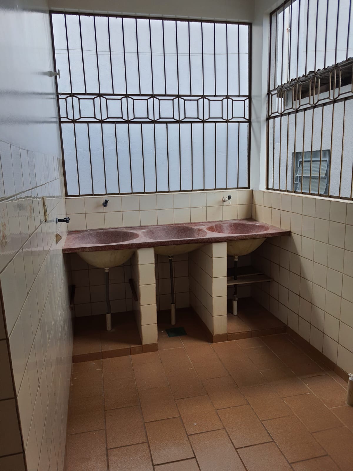 Imagem Casa com 3 Quartos à Venda, 188 m² em Setor União - Goiânia