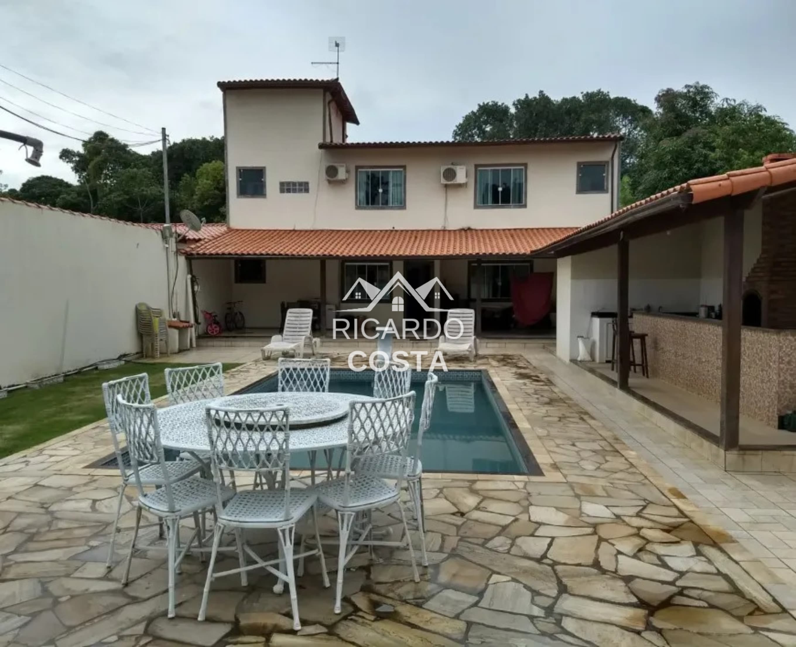 Imagem Casa com 2 Quartos à Venda, 197 m² em Ponta Negra (Ponta Negra) - Maricá
