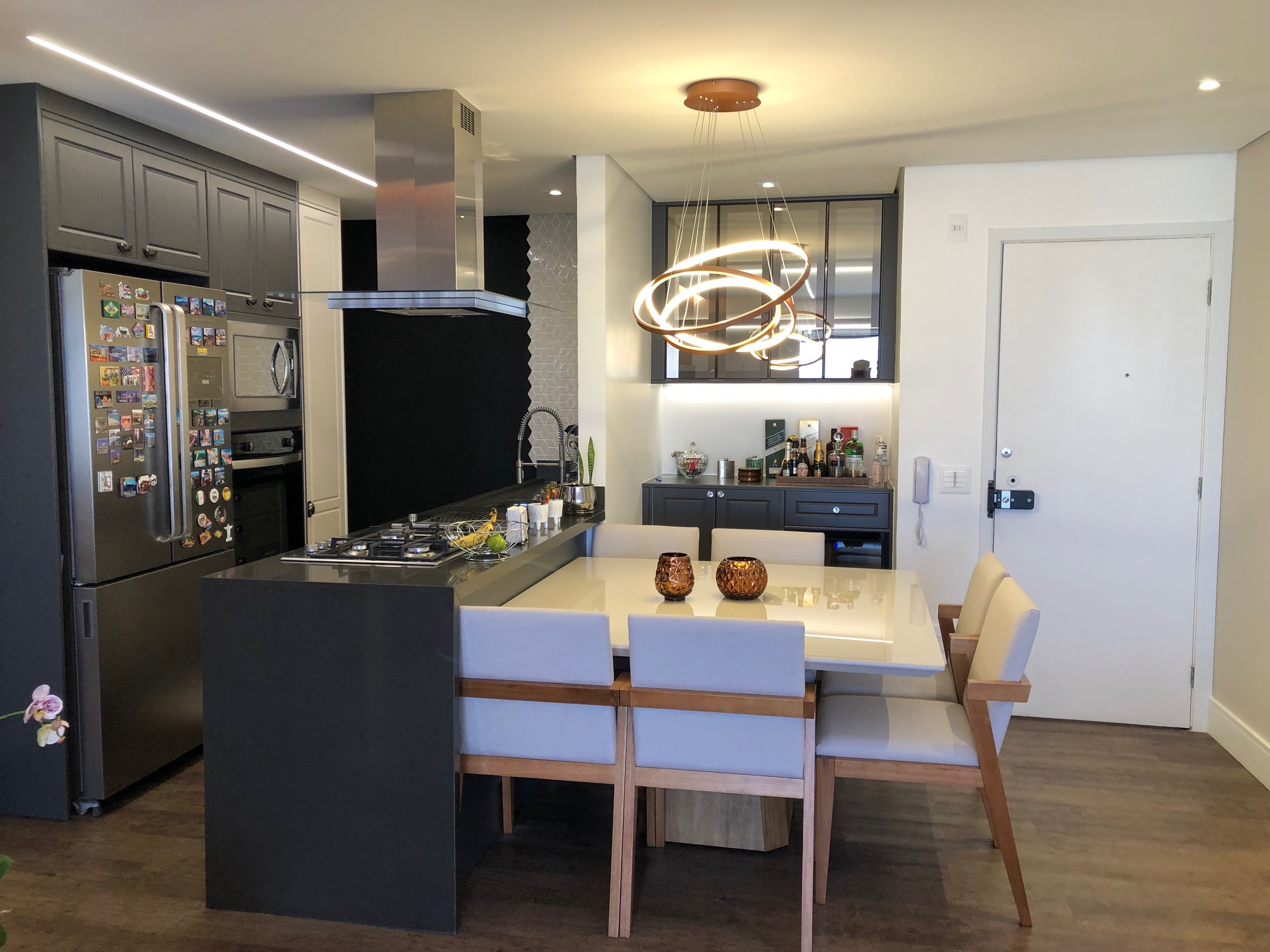 Imagem Flat com 3 Quartos à Venda ou Locação, 93 m²em Cerqueira César - São Paulo Imagem Flat com 3 Quartos à Venda ou Locação, 93 m²em Cerqueira César - São Paulo