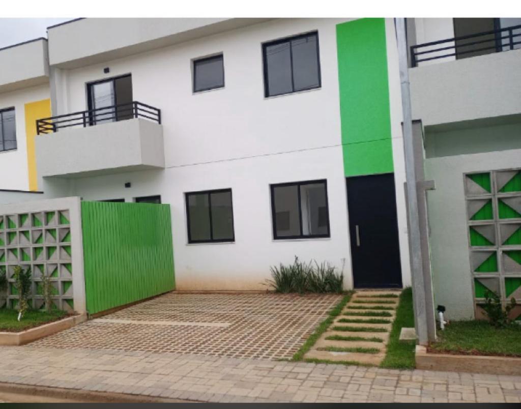 Casa de Condomínio com 2 Quartos à Venda, 77 m²em Jardim das Cerejeiras - Cotia