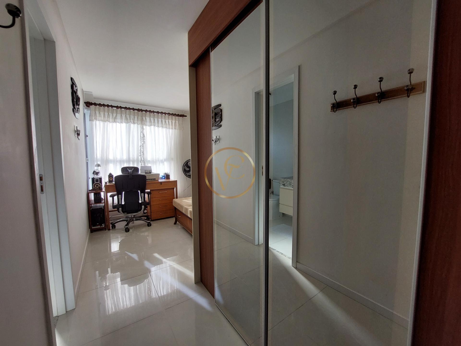 Imagem Casa de Condomínio com 3 Quartos à Venda, 210 m² em Serra Centro - Serra Imagem Casa de Condomínio com 3 Quartos à Venda, 210 m² em Serra Centro - Serra