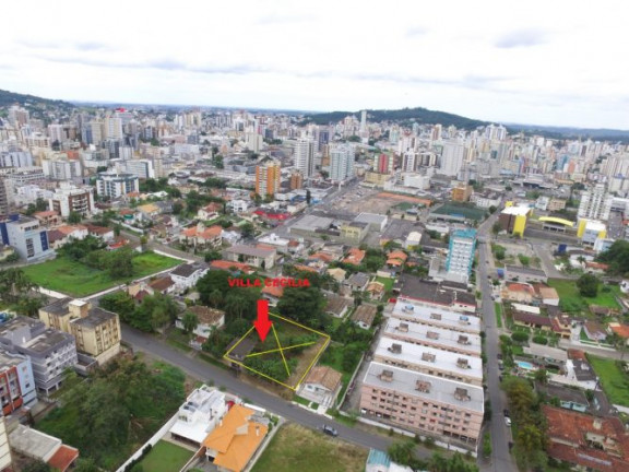 Imagem Apartamento com 2 Quartos à Venda, 69 m² em Centro - Criciúma Imagem Apartamento com 2 Quartos à Venda, 69 m² em Centro - Criciúma