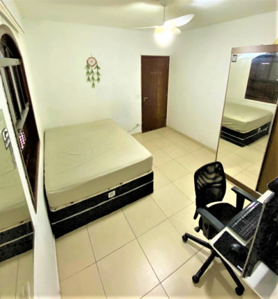 Imagem Casa com 4 Quartos à Venda, 115 m² em Jardim Santa Terezinha - Taboão da Serra Imagem Casa com 4 Quartos à Venda, 115 m² em Jardim Santa Terezinha - Taboão da Serra