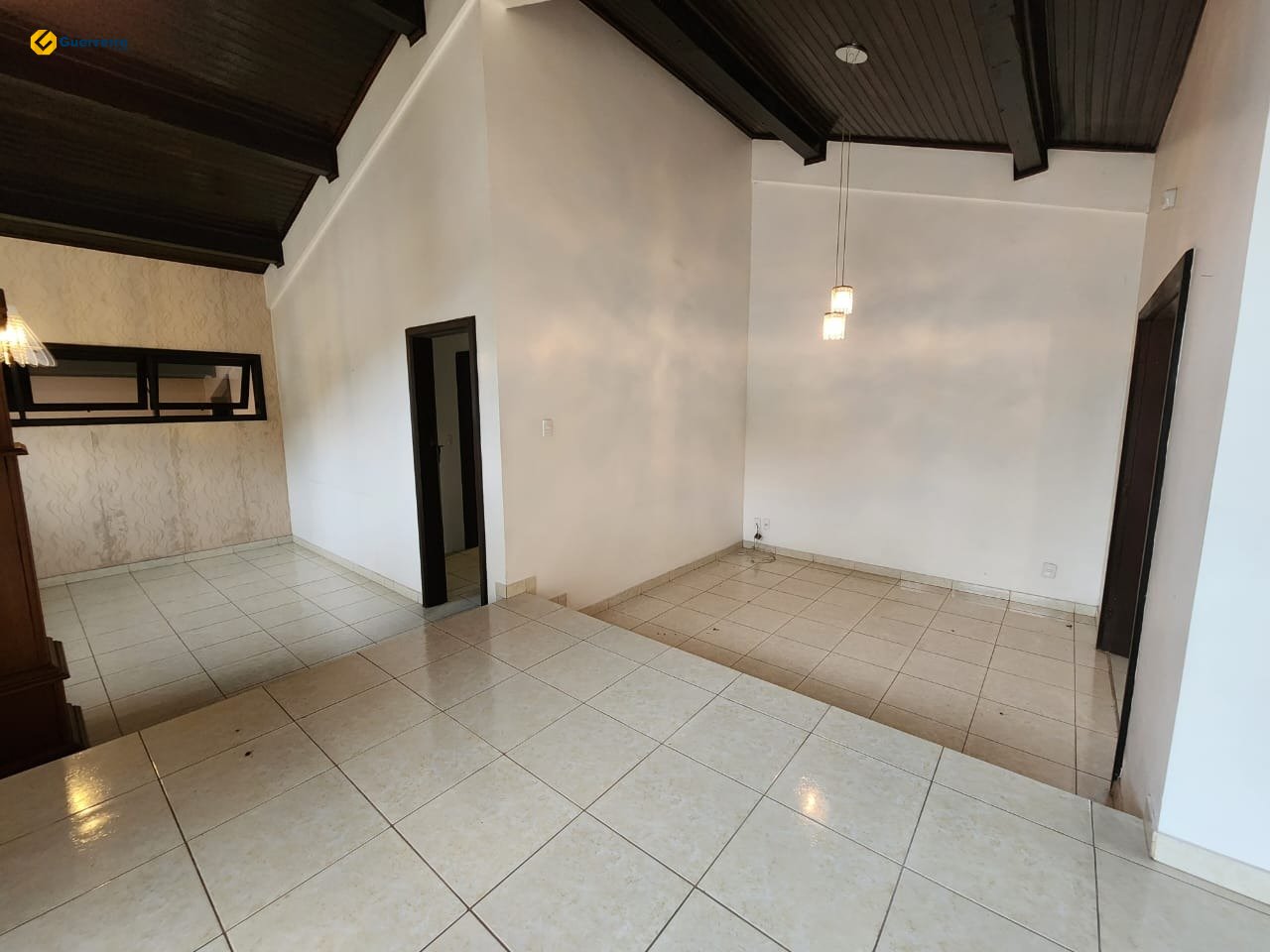 Imagem Casa com 3 Quartos à Venda, 190 m² em Trindade - Florianópolis