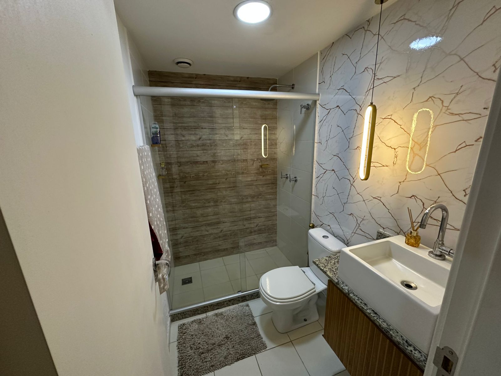 Imagem Apartamento com 2 Quartos à Venda ou Locação, 68 m² em Taquara - Rio de Janeiro Imagem Apartamento com 2 Quartos à Venda ou Locação, 68 m² em Taquara - Rio de Janeiro