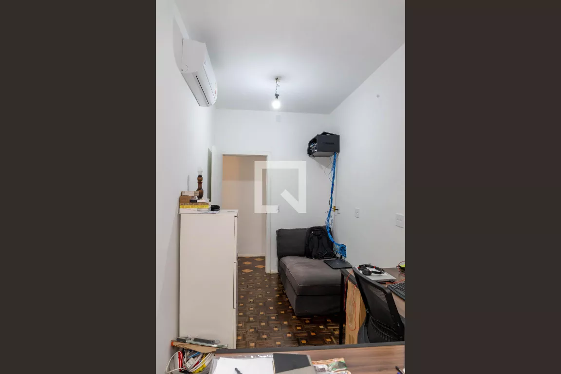 Imagem Casa com 4 Quartos à Venda, 257 m²em Vila Gumercindo - São Paulo