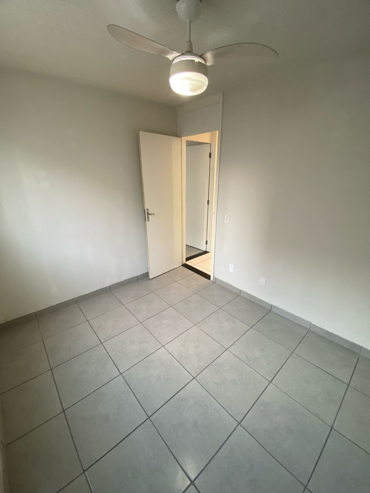 Imagem Apartamento com 2 Quartos à Venda, 47 m² em Santíssimo - Rio de Janeiro
