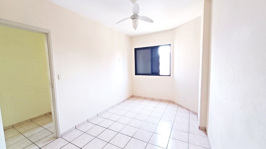 Imagem Apartamento com 2 Quartos à Venda, 76 m² em Guilhermina - Praia Grande
