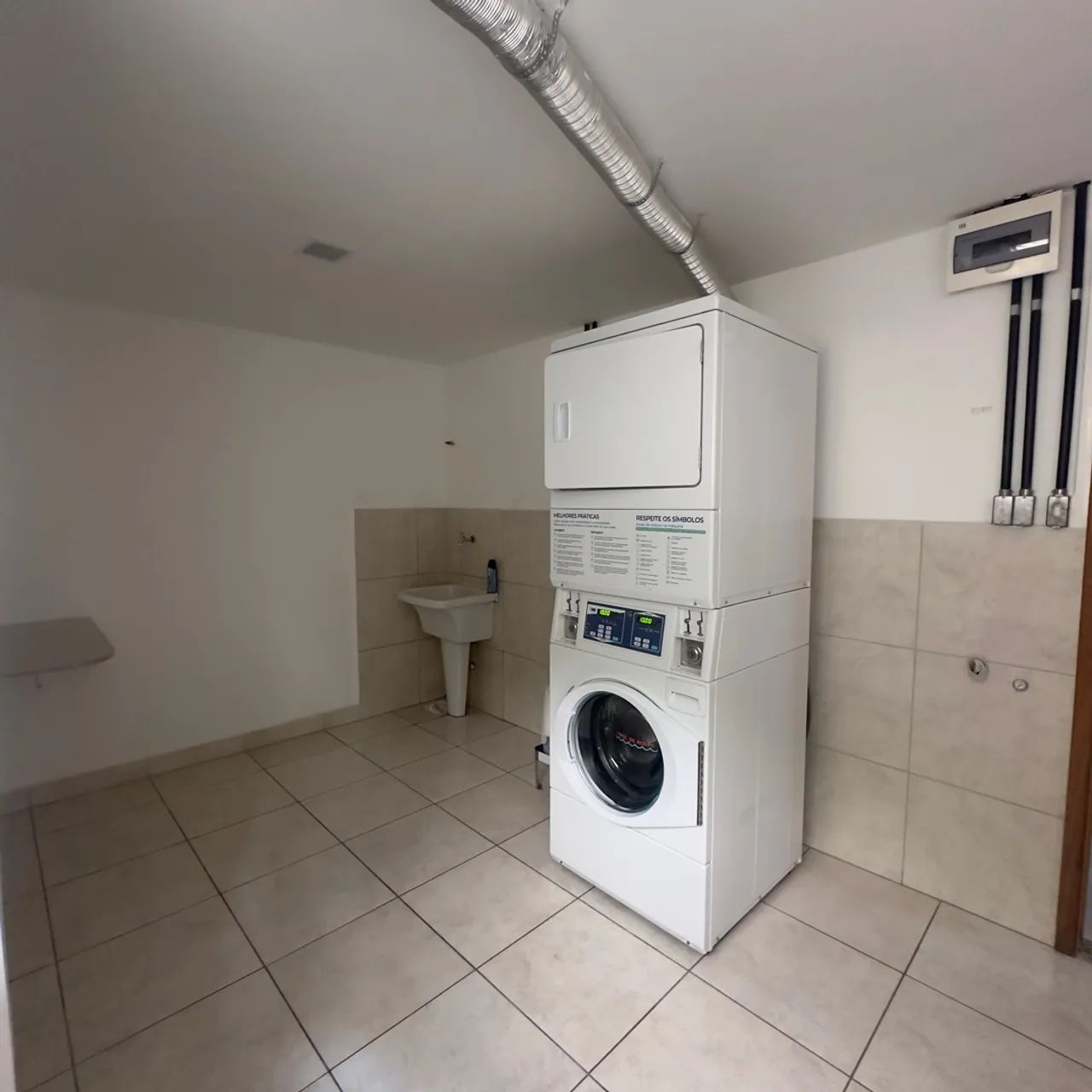 Imagem Cobertura com 2 Quartos à Venda, 152 m² em São Mateus - Juiz de Fora