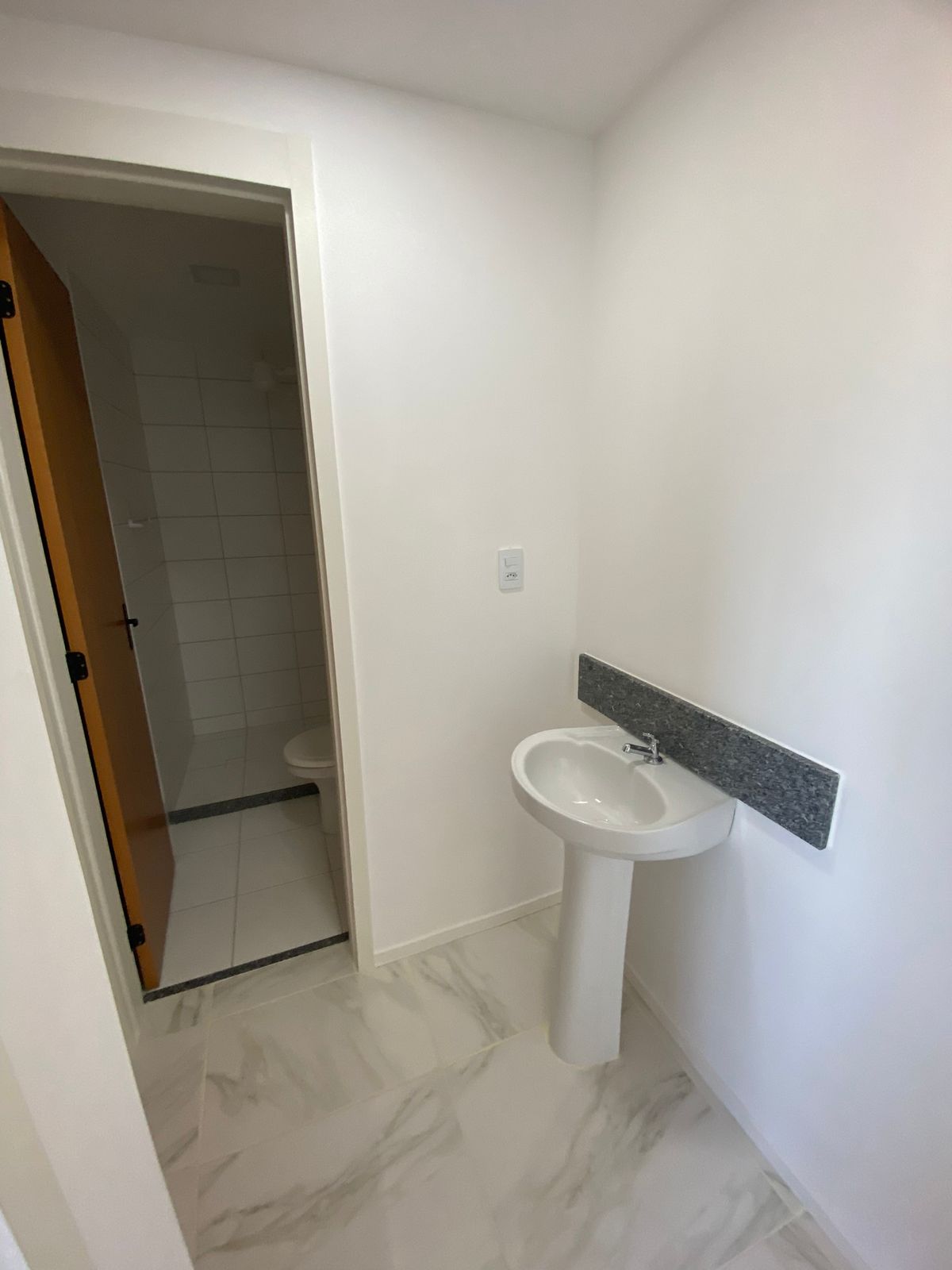 Imagem Apartamento com 2 Quartos à Venda, 50 m² em Ataíde - Vila Velha Imagem Apartamento com 2 Quartos à Venda, 50 m² em Ataíde - Vila Velha