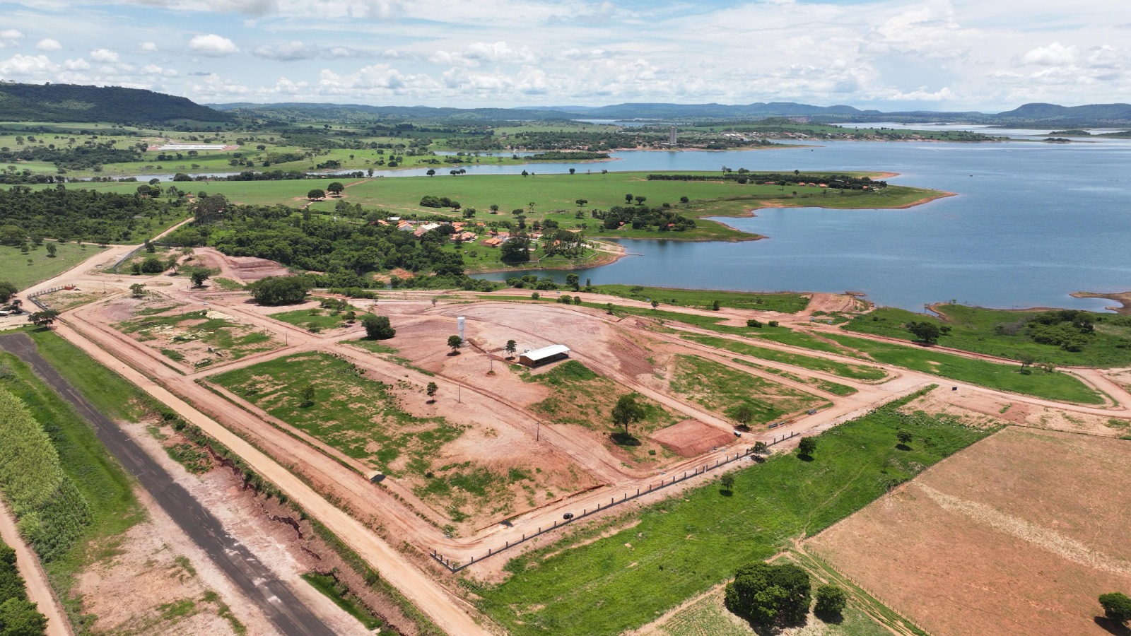 Imagem Terreno em Condomínio à Venda, 594 m² em Condomínio Lago das Brisas - Buriti Alegre Imagem Terreno em Condomínio à Venda, 594 m² em Condomínio Lago das Brisas - Buriti Alegre