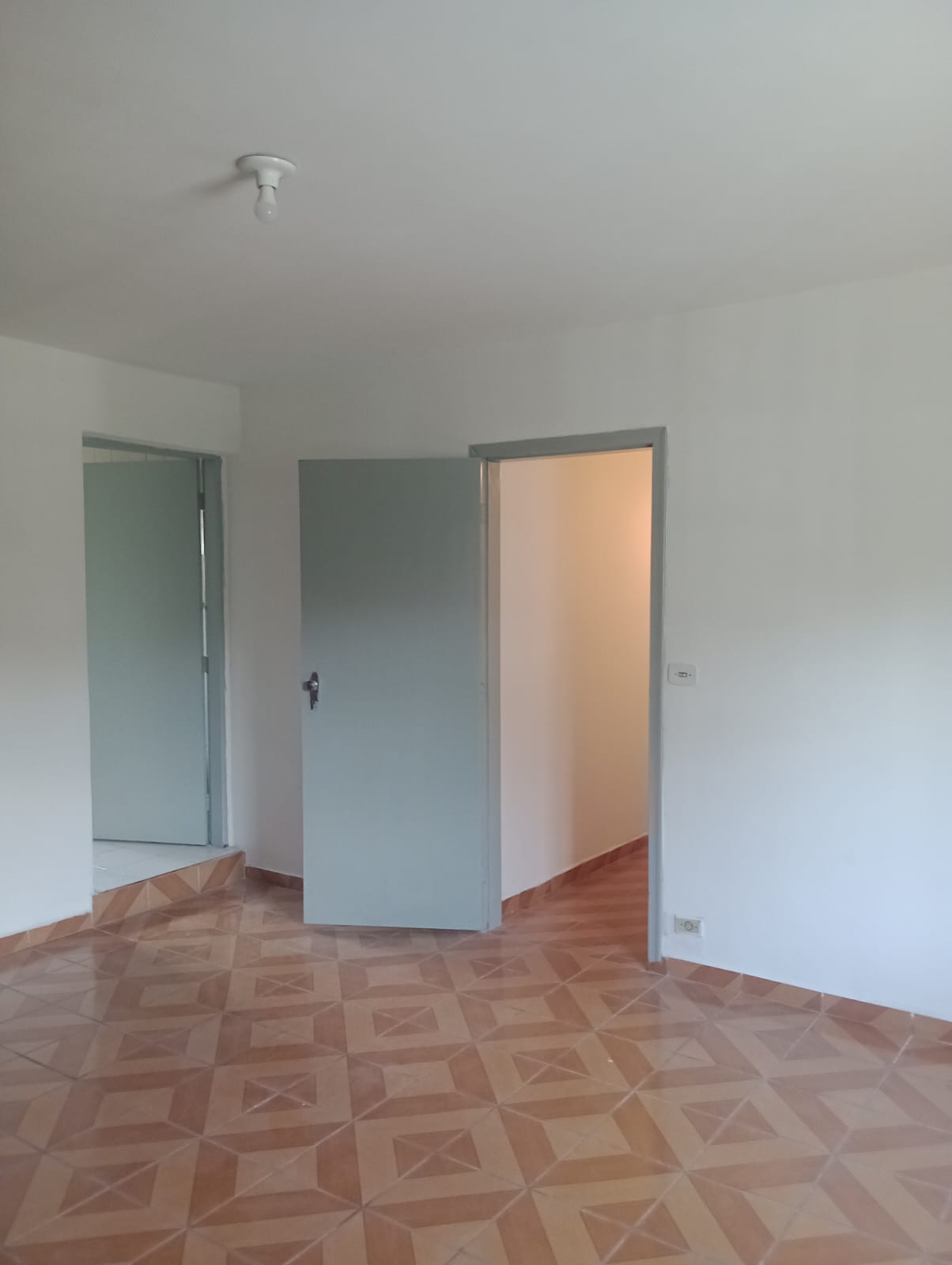Imagem Casa com 3 Quartos à Venda, 149 m²em Centro - Diadema Imagem Casa com 3 Quartos à Venda, 149 m²em Centro - Diadema