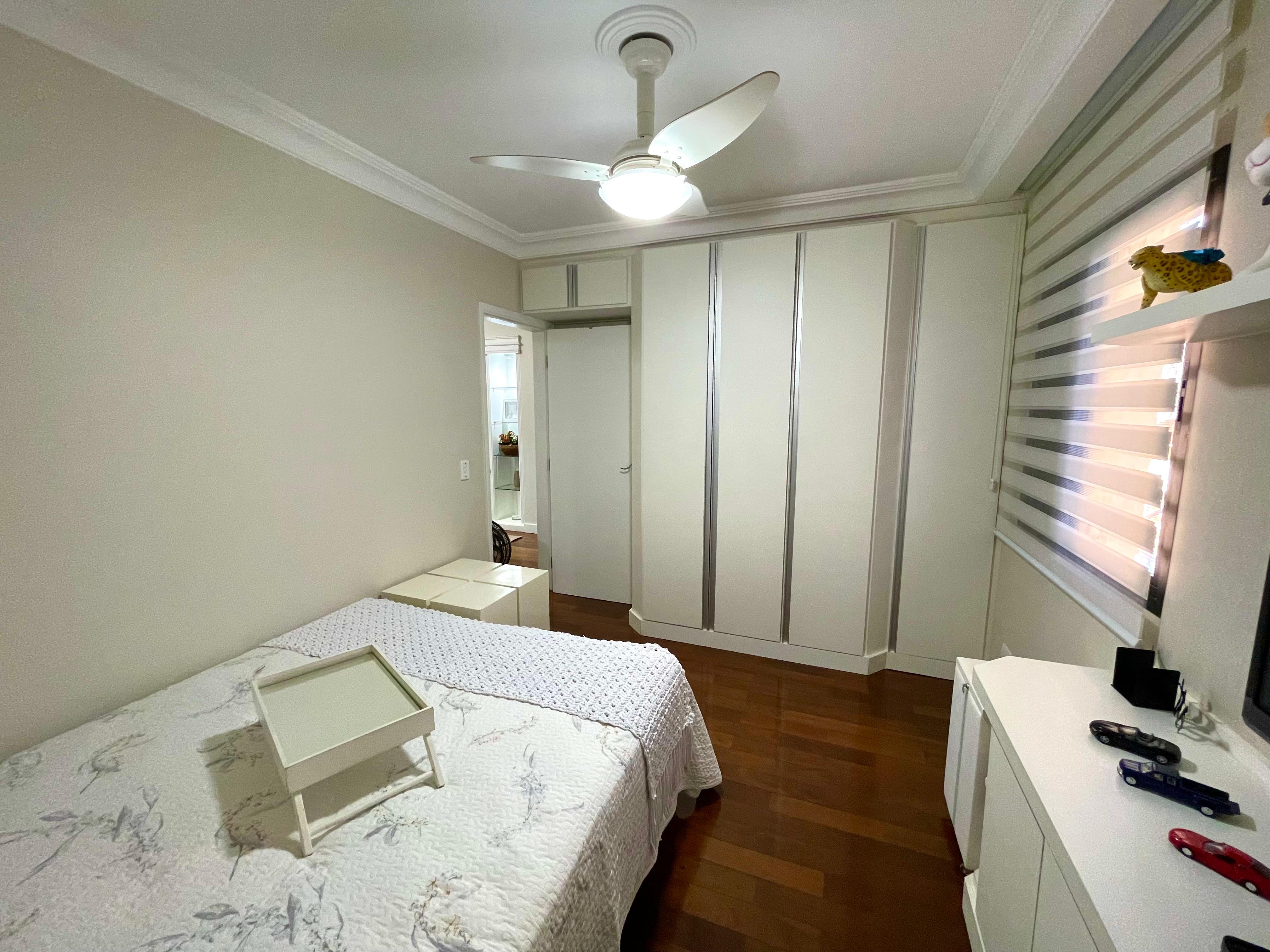 Imagem Apartamento com 3 Quartos à Venda, 145 m²em Centro - Marília