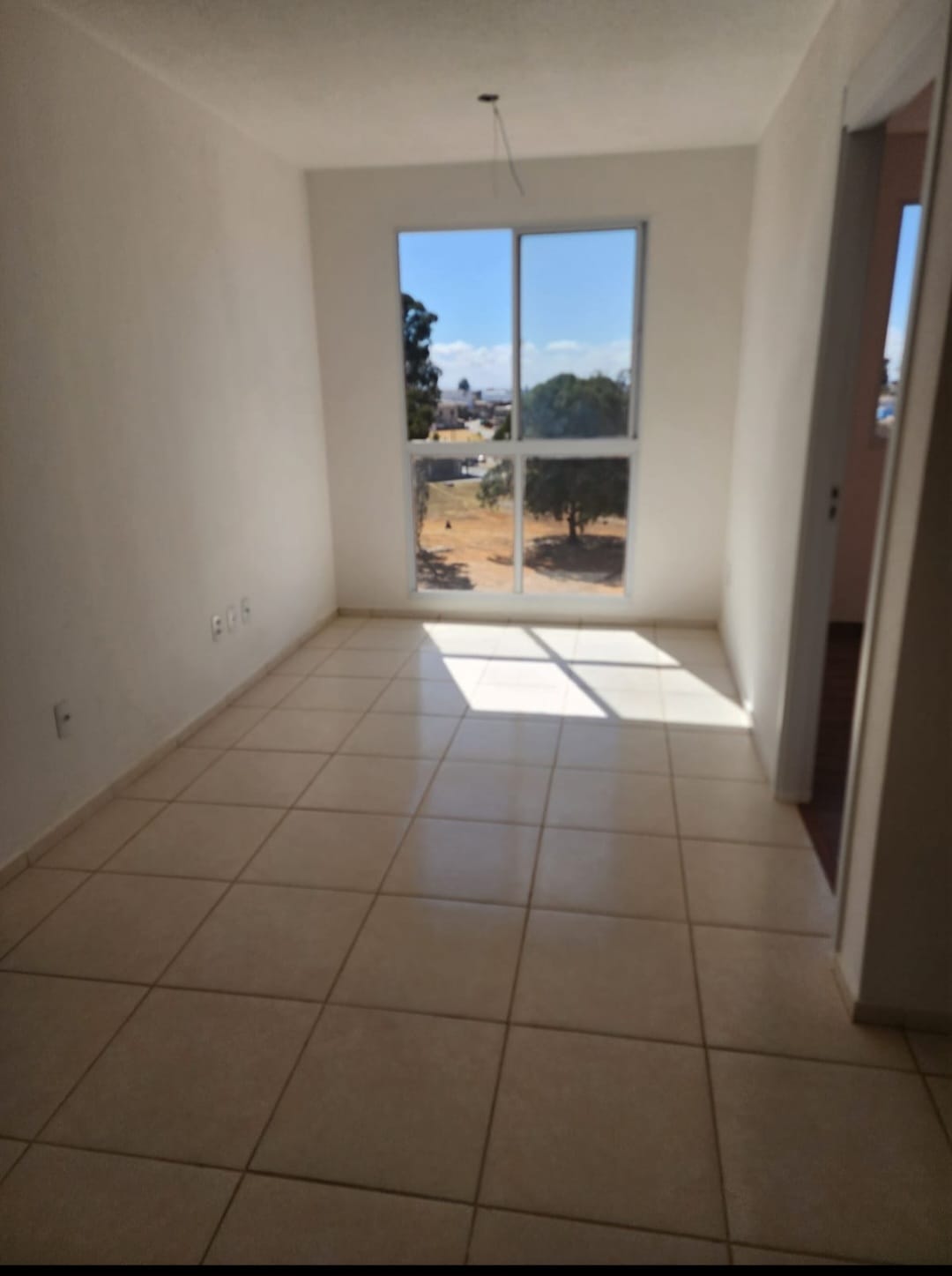 Imagem Apartamento com 2 Quartos à Venda, 45 m²em Recanto das Emas - Brasília