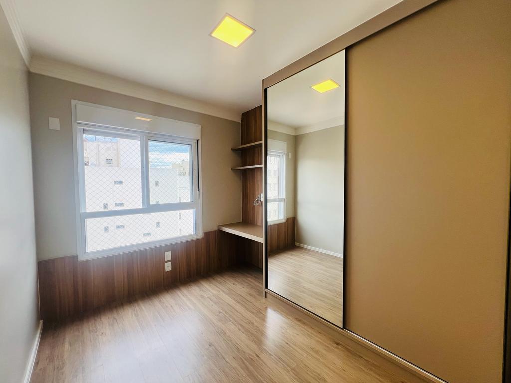 Imagem Apartamento com 3 Quartos à Venda, 181 m²em Cambuí - Campinas