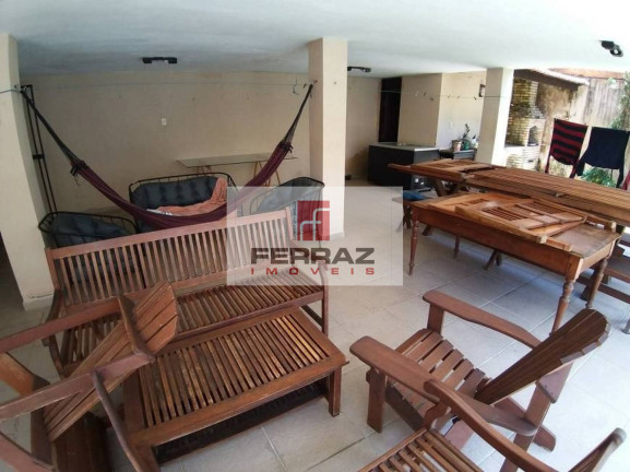 Imagem Casa com 3 Quartos à Venda ou Locação, 320 m² em Candelária - Natal