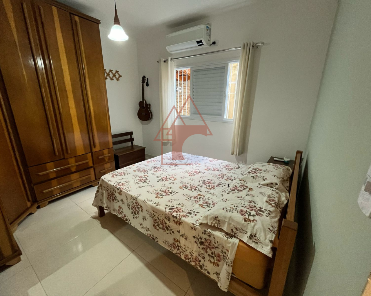 Imagem Casa com 3 Quartos à Venda, 92 m²em Vila Ponte Nova - Cubatão Imagem Casa com 3 Quartos à Venda, 92 m²em Vila Ponte Nova - Cubatão