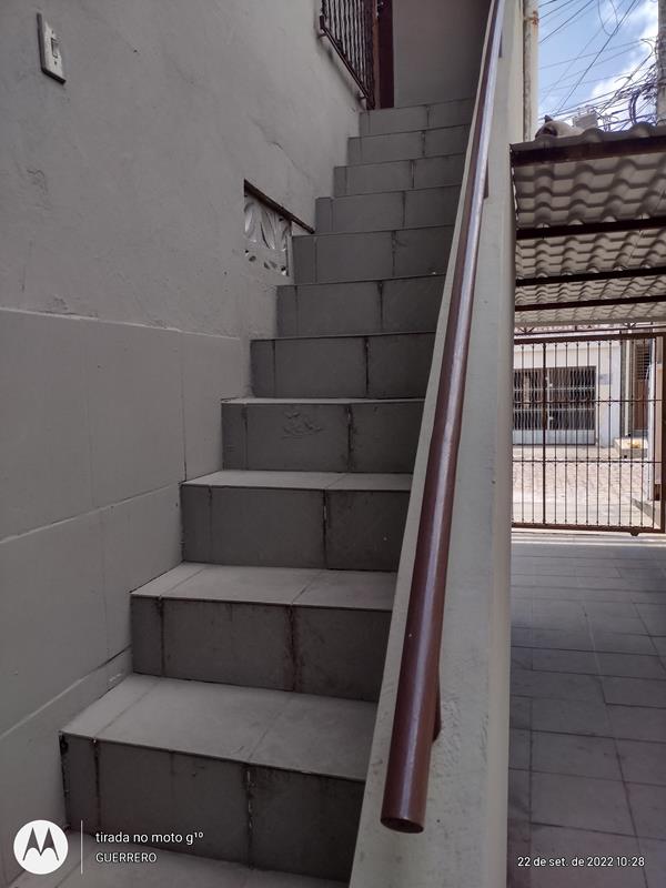 Imagem Sobrado com 6 Quartos à Venda, 180 m²em Cidade da Esperança - Natal