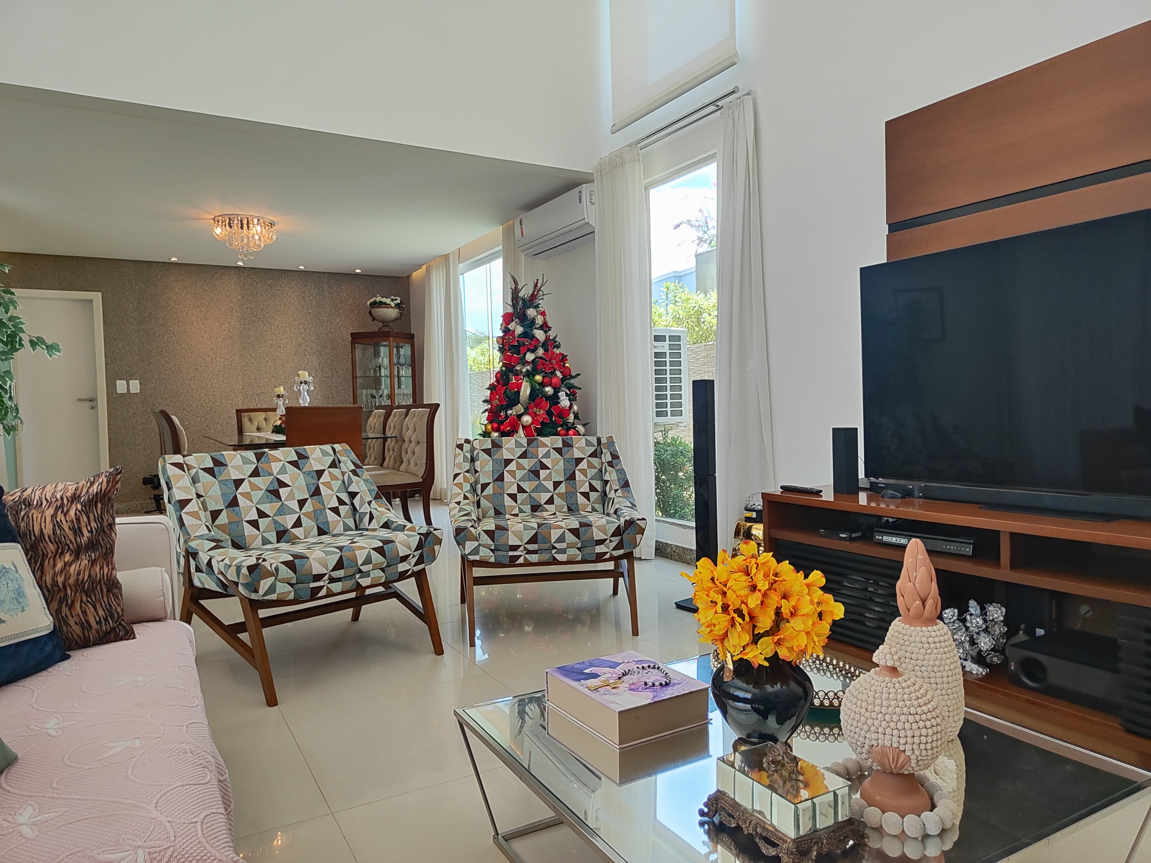 Imagem Casa de Condomínio com 4 Quartos à Venda ou Locação, 233 m² em Alphaville (Abrantes) - Camaçari Imagem Casa de Condomínio com 4 Quartos à Venda ou Locação, 233 m² em Alphaville (Abrantes) - Camaçari