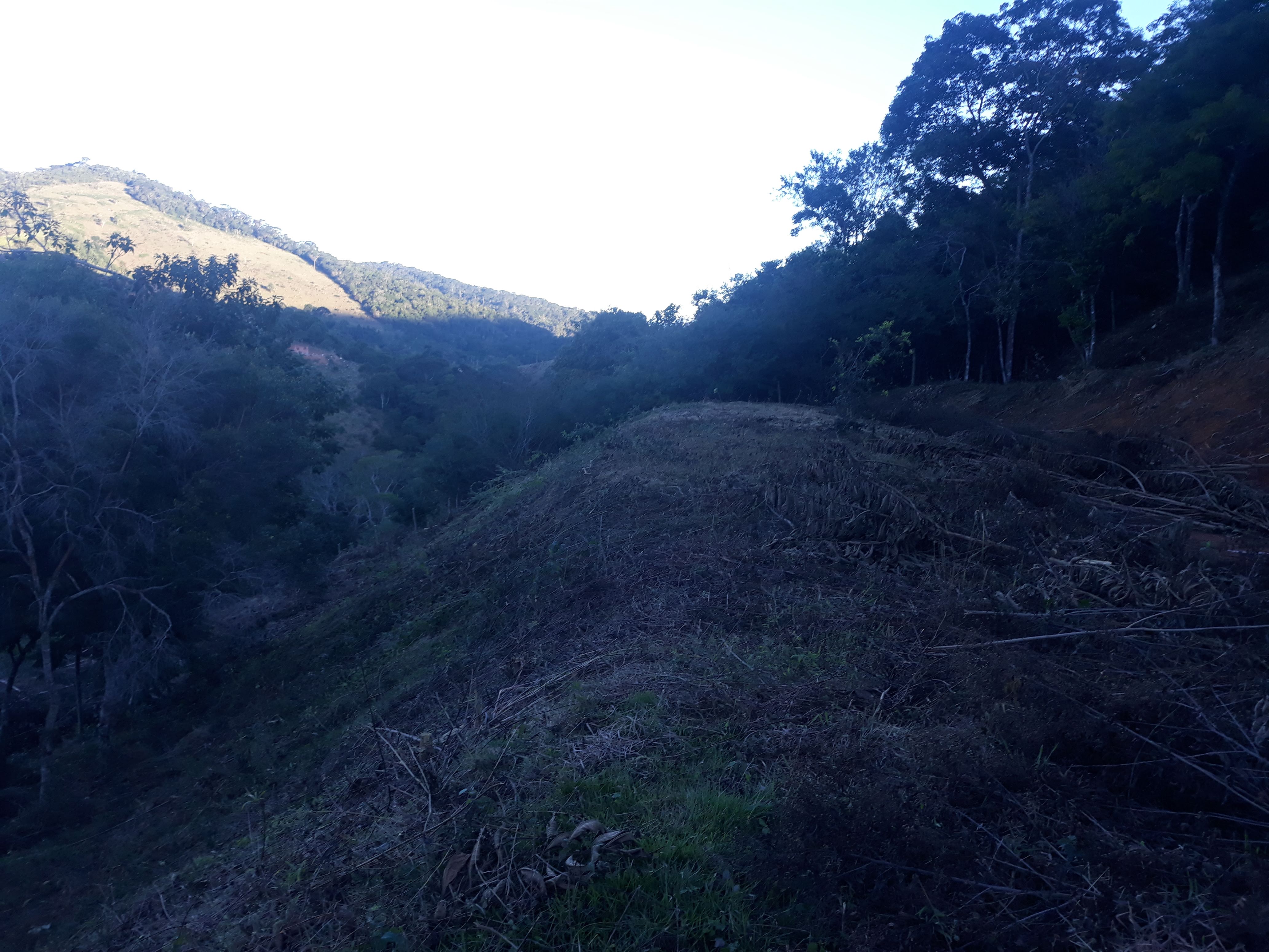 Imagem Terreno à Venda, em Humaitá - Juiz de Fora Imagem Terreno à Venda, em Humaitá - Juiz de Fora