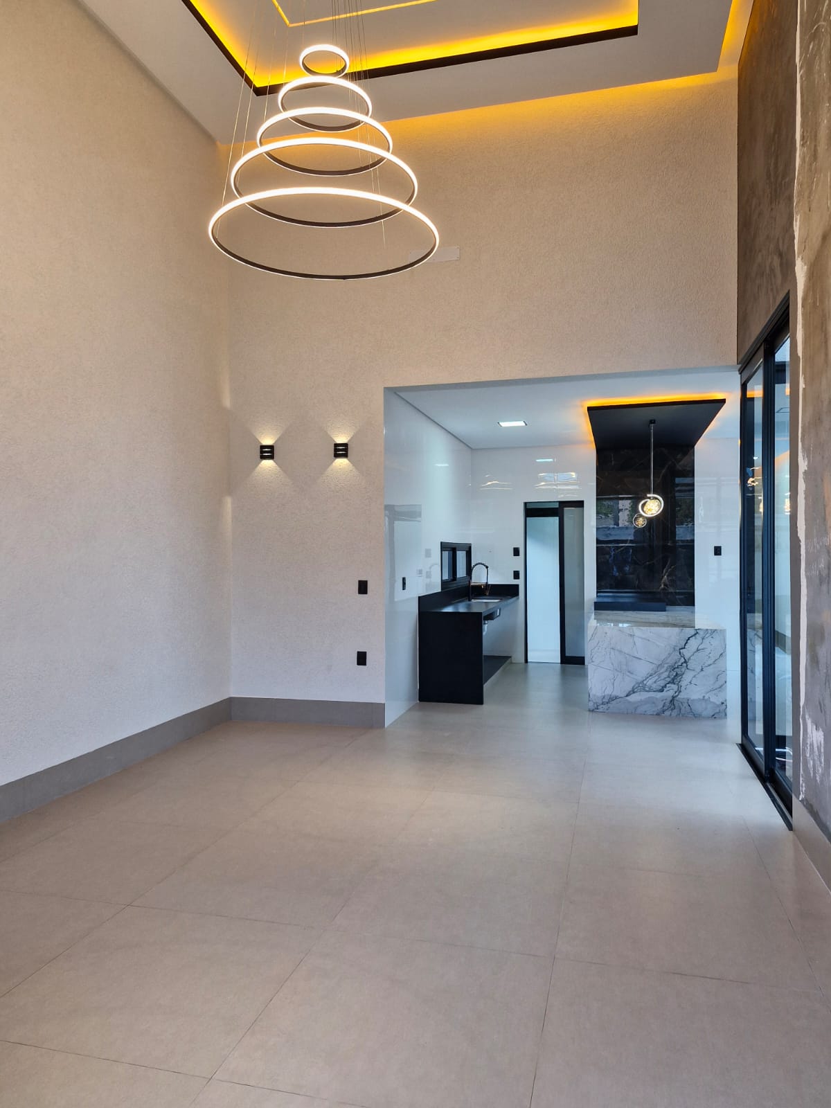 Imagem Casa com 4 Quartos à Venda, 236 m² em Moinho dos Ventos - Goiânia