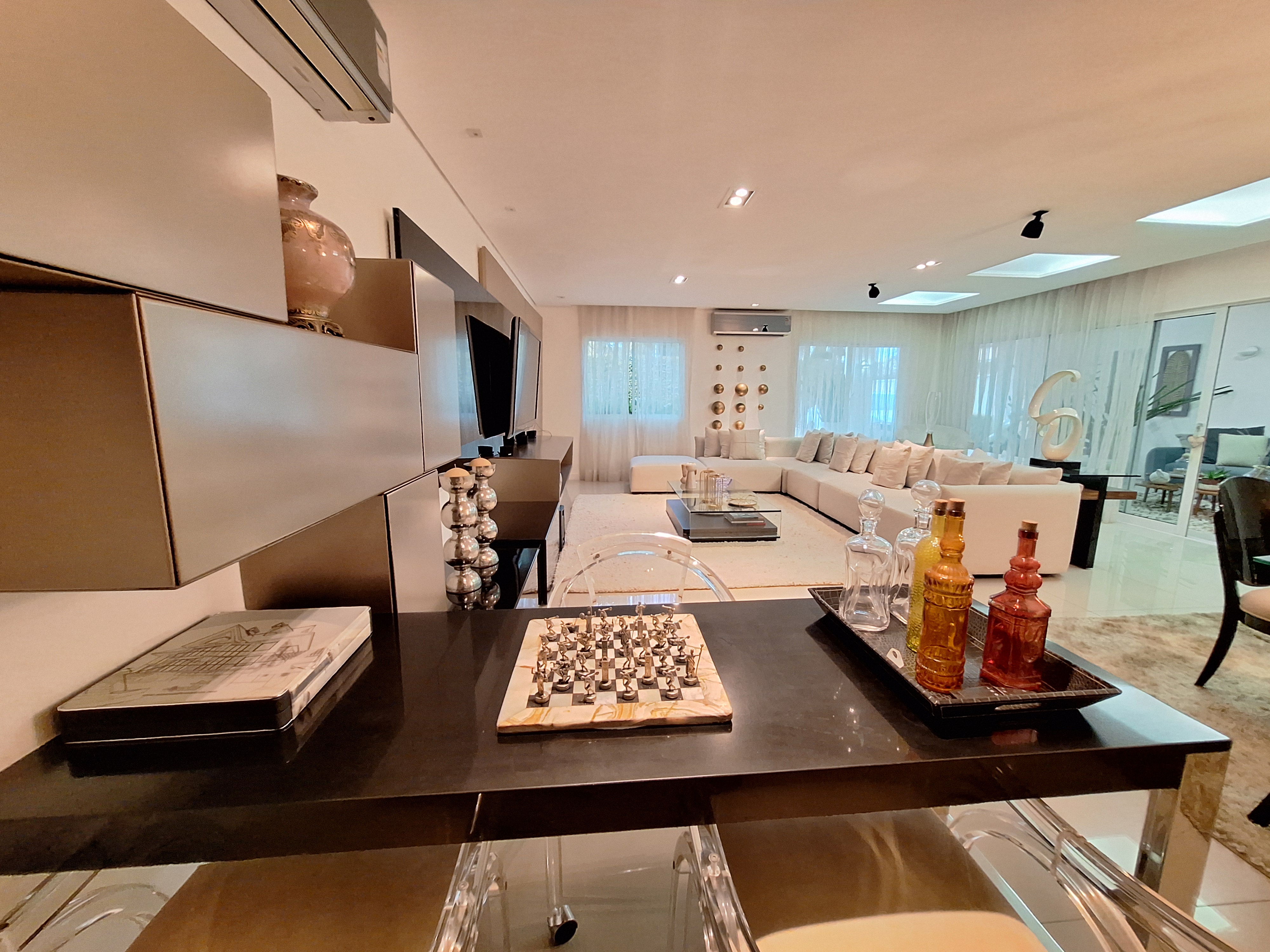 Imagem Casa de Condomínio com 4 Quartos à Venda, 242 m²em De Lourdes - Fortaleza Imagem Casa de Condomínio com 4 Quartos à Venda, 242 m²em De Lourdes - Fortaleza