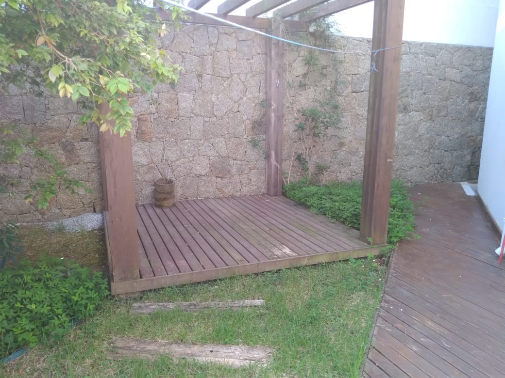 Imagem Casa de Condomínio com 5 Quartos à Venda, 259 m² em João Paulo - Florianópolis