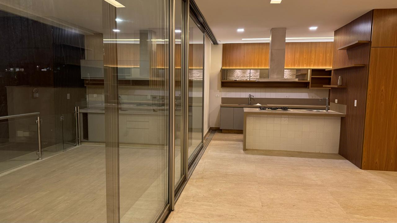 Imagem Casa com 4 Quartos à Venda, 450 m²em Tamboré - Barueri