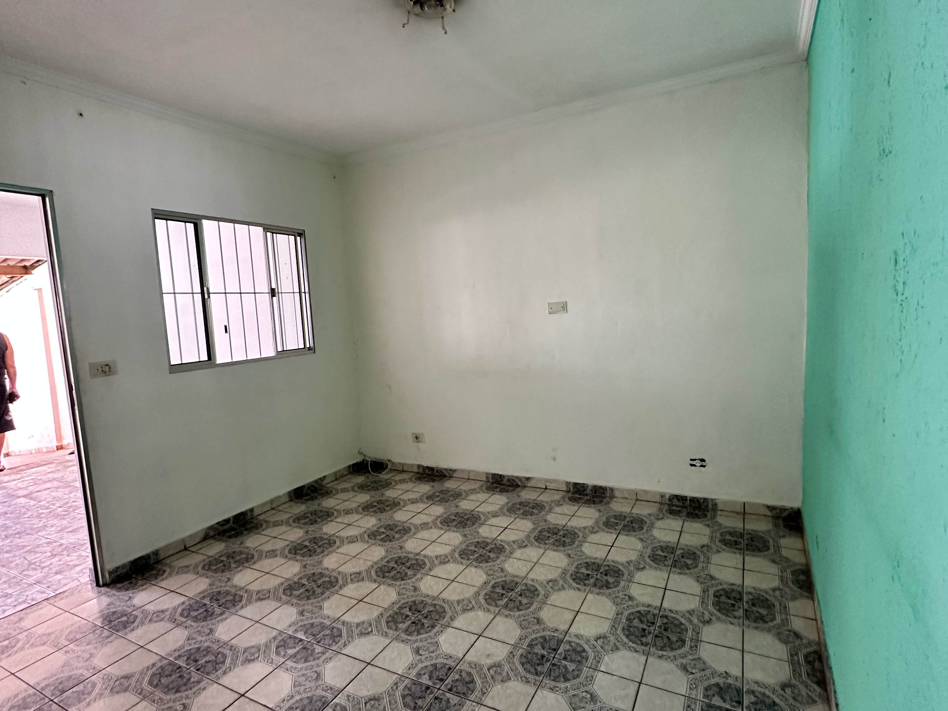 Imagem Casa com 1 Quarto para Alugar, 90 m²em Vila Paulistania - São Paulo