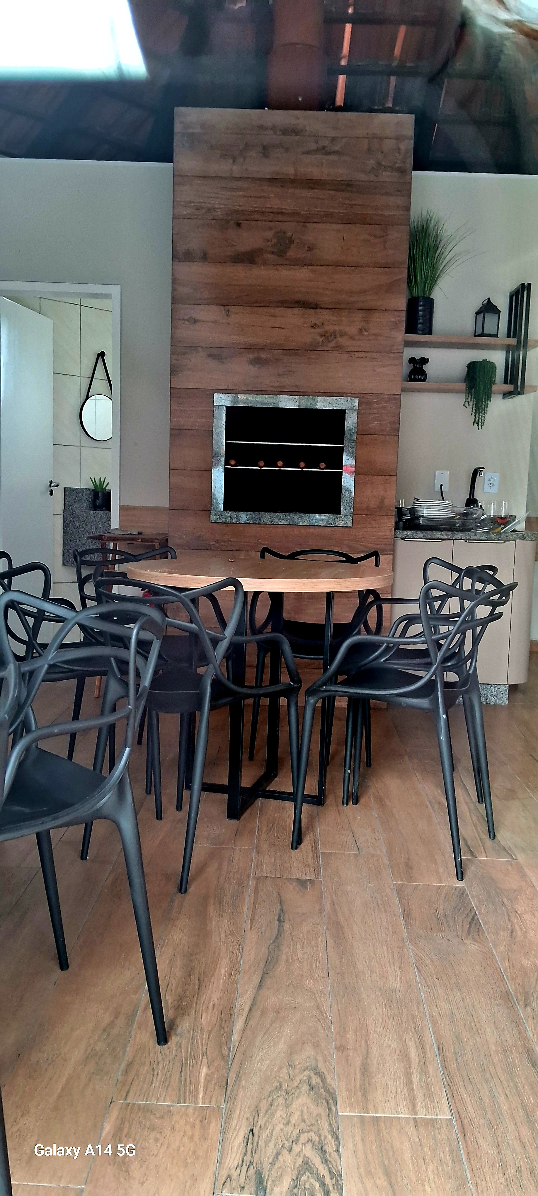 Imagem Apartamento com 2 Quartos à Venda, 50 m²em São Luiz - Criciúma